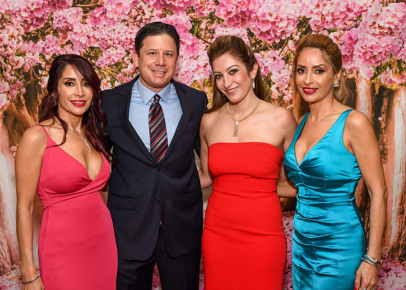 Jim Halling Photography Negin Jafari Birthday 5-4-19-0482